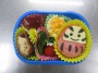 給食室ではかわいいお弁当を作っています。